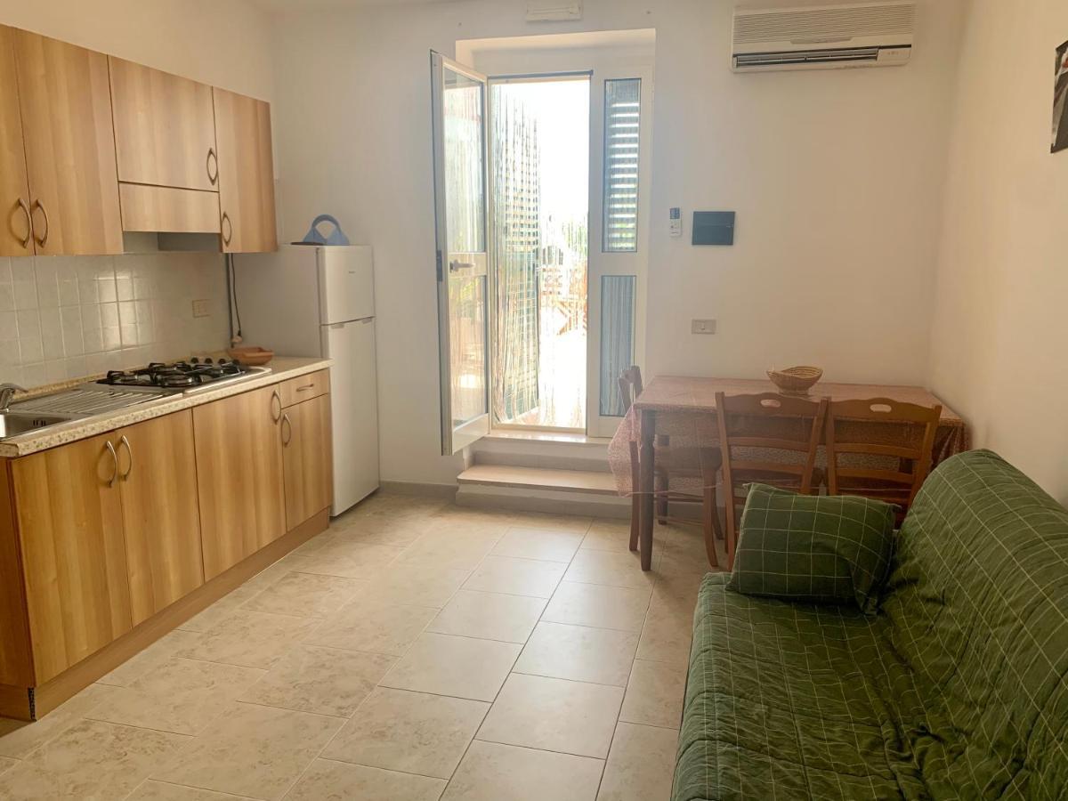 Case Vacanze Con Vista Panoramica Da Antonella Вьесте Экстерьер фото